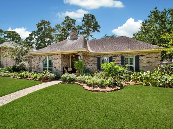 1723 Hidden Villas Drive, Kingwood TX 77339