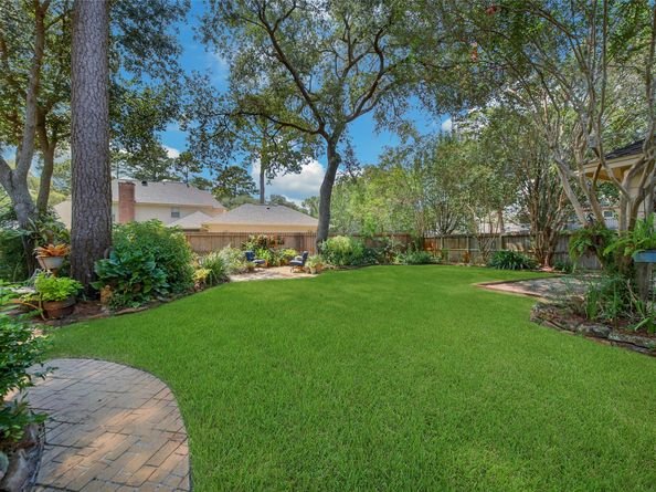 1723 Hidden Villas Drive, Kingwood TX 77339
