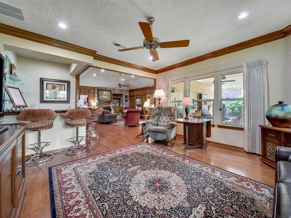 1723 Hidden Villas Drive, Kingwood TX 77339