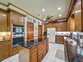 1723 Hidden Villas Drive, Kingwood TX 77339