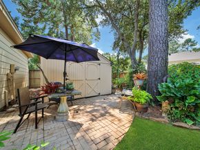 1723 Hidden Villas Drive, Kingwood TX 77339