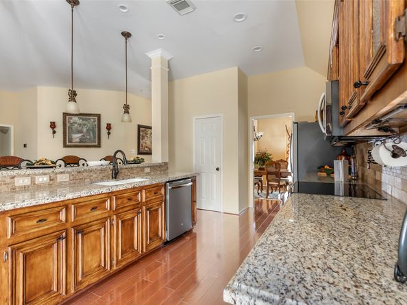 18415 Sailfish Cove Drive, Humble TX 77346