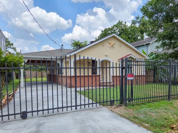 4717 Edmund Street, Houston TX 77020