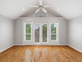 2931 Sackett Street, Houston TX 77098