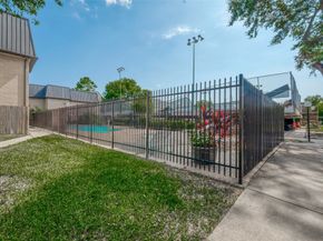 8521 Hearth Drive 33, Houston TX 77054