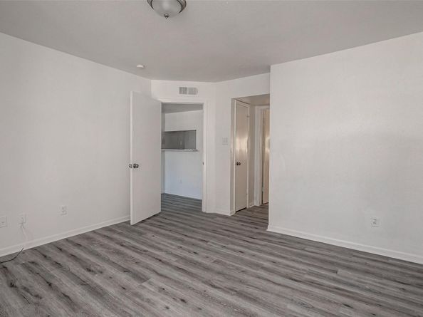 8521 Hearth Drive 33, Houston TX 77054