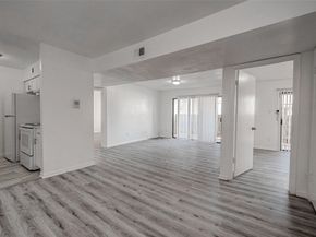8521 Hearth Drive 33, Houston TX 77054