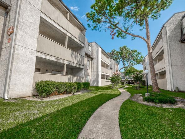 8521 Hearth Drive 33, Houston TX 77054