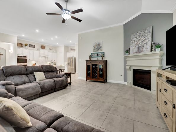 19248 Yellow Chestnut Lane, New Caney TX 77357