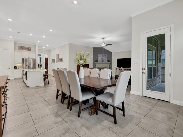 19248 Yellow Chestnut Lane, New Caney TX 77357