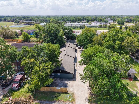 5022 Mallow Street 7, Houston TX 77033