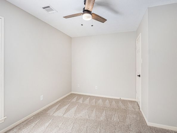 13907 Charlton Way Drive, Houston TX 77077