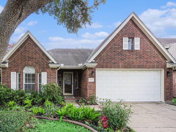 13907 Charlton Way Drive, Houston TX 77077