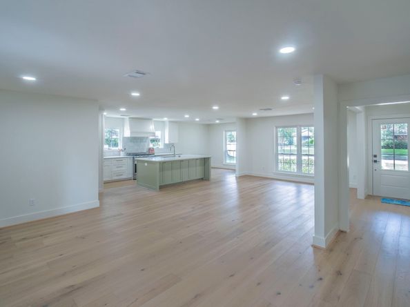 2002 Ottawa Lane, Houston TX 77043