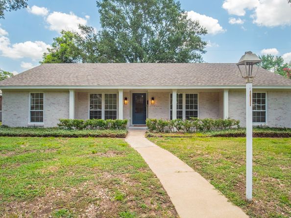 2002 Ottawa Lane, Houston TX 77043