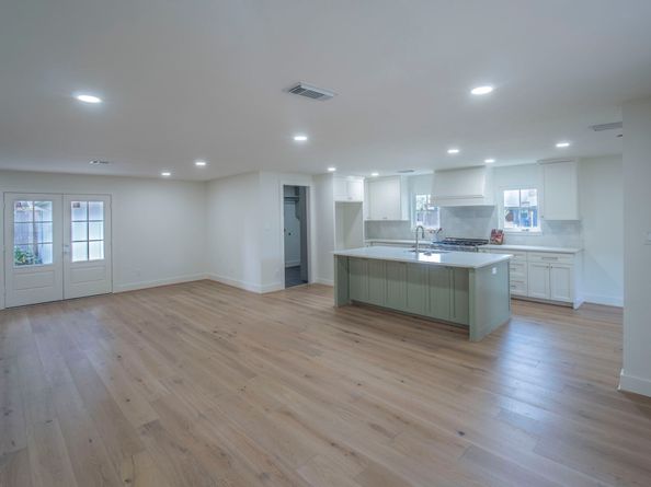 2002 Ottawa Lane, Houston TX 77043