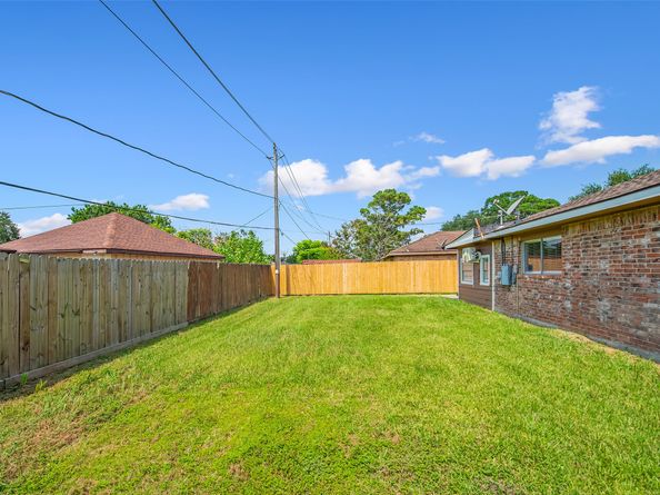 11638 Kirkmeadow Drive, Houston TX 77089