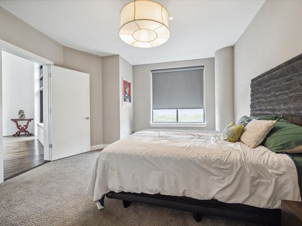 5005 Hidalgo Street 601, Houston TX 77056