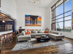 5005 Hidalgo Street 601, Houston TX 77056