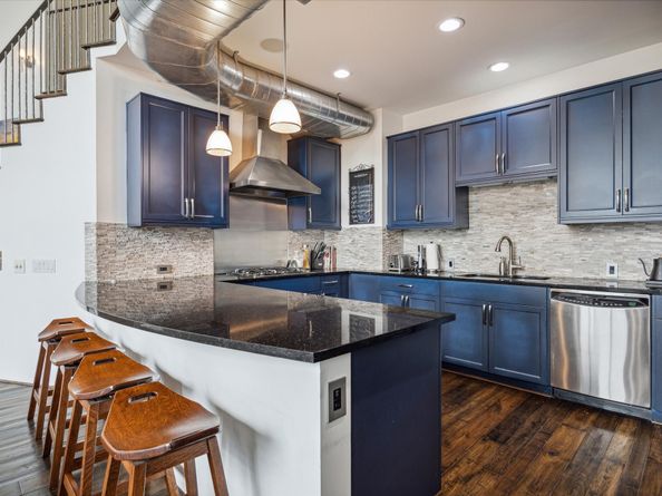 5005 Hidalgo Street 601, Houston TX 77056