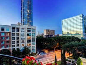 5005 Hidalgo Street 601, Houston TX 77056