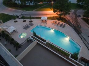 5005 Hidalgo Street 601, Houston TX 77056