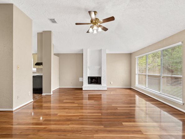 16019 Mission Village Drive, Houston TX 77083