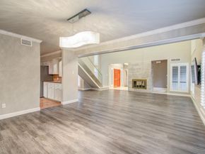 10315 Meadow Lake Lane, Houston TX 77042