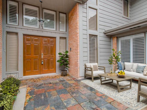 10315 Meadow Lake Lane, Houston TX 77042