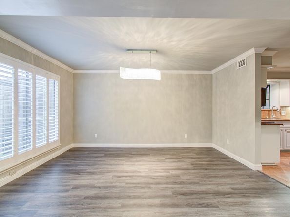 10315 Meadow Lake Lane, Houston TX 77042