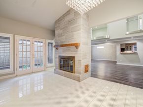 10315 Meadow Lake Lane, Houston TX 77042