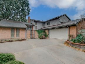 10315 Meadow Lake Lane, Houston TX 77042