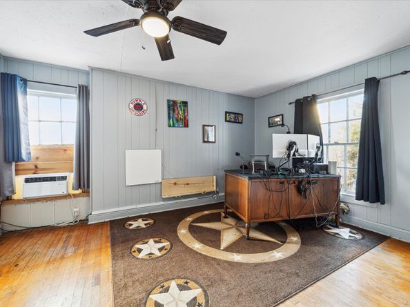 2405 Nottingham Street, Houston TX 77005