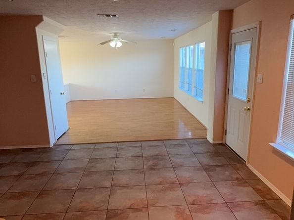 6014 Pinacle Point, Houston TX 77085