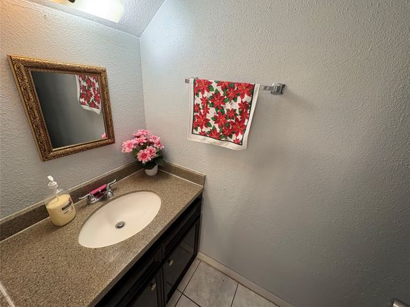 17230 Imperial Valley Drive 24, Houston TX 77060