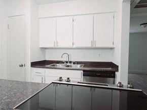 3224 Timmons Lane 111, Houston TX 77027