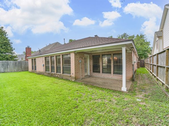 11726 Pecan Creek Drive, Houston TX 77043