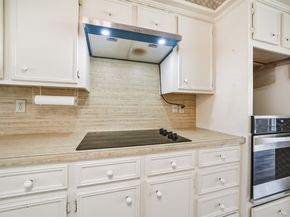 11726 Pecan Creek Drive, Houston TX 77043