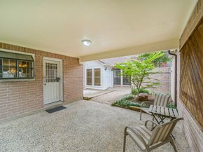 11726 Pecan Creek Drive, Houston TX 77043