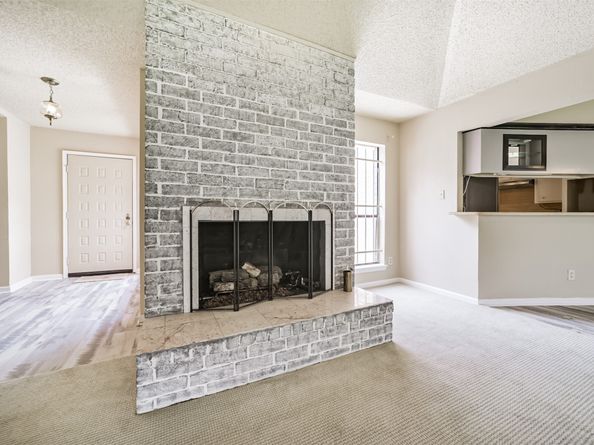 11726 Pecan Creek Drive, Houston TX 77043
