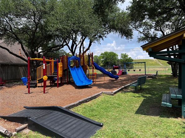 11726 Pecan Creek Drive, Houston TX 77043