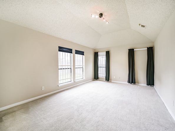 11726 Pecan Creek Drive, Houston TX 77043