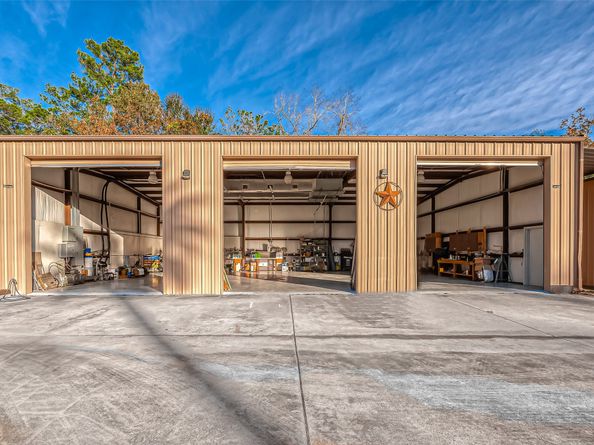 2499 Southline Road, Conroe TX 77384