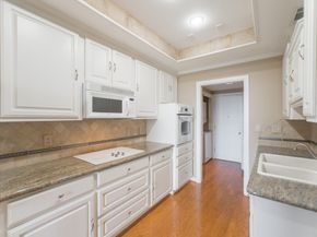 5100 San Felipe Street 253, Houston TX 77056