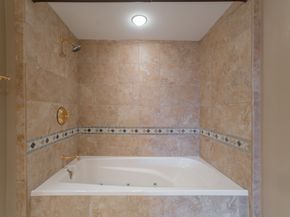 5100 San Felipe Street 253, Houston TX 77056