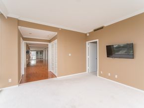 5100 San Felipe Street 253, Houston TX 77056