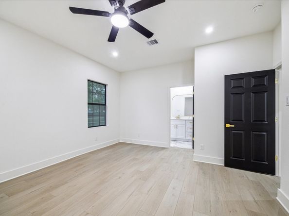 228 Lenox Street, Houston TX 77011