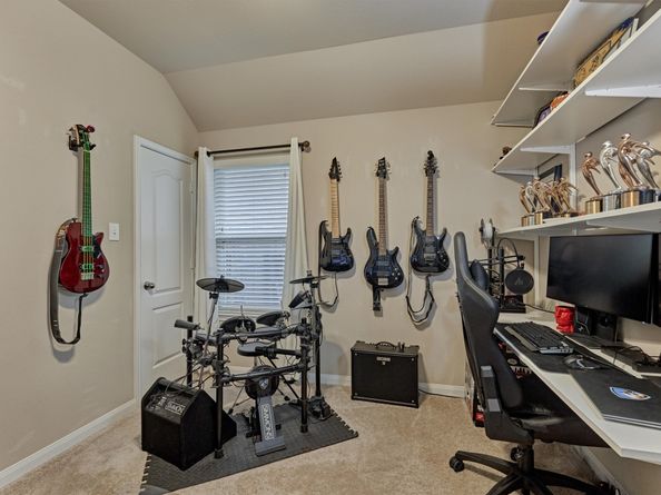 2611 Cedar Path Lane, Conroe TX 77385