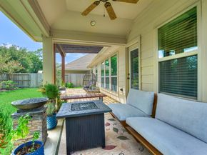 2611 Cedar Path Lane, Conroe TX 77385