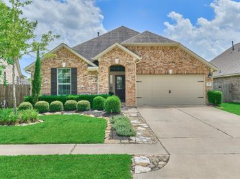 2611 Cedar Path Lane